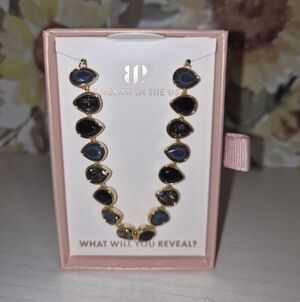 Elegant Gold and Blue Women's Bracelet